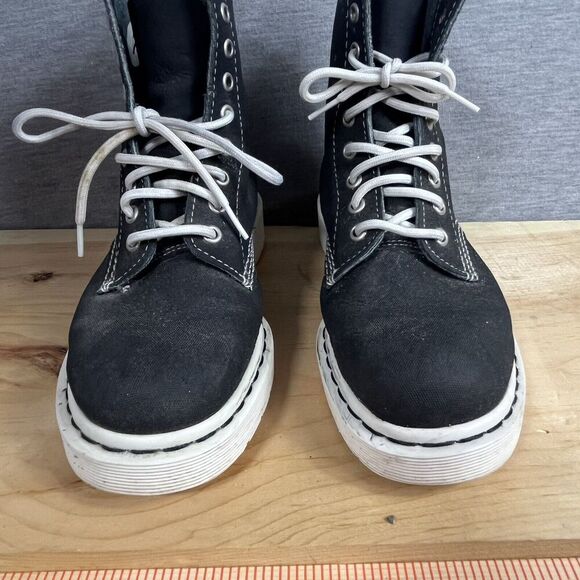 Dr. Martens High Top Air Wair Sneakers Size 7 Men Or 8 Women - Picture 4 of 16